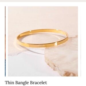 BRAND NEW Brook & York bangle bracelet w/ “Sisters” engraving